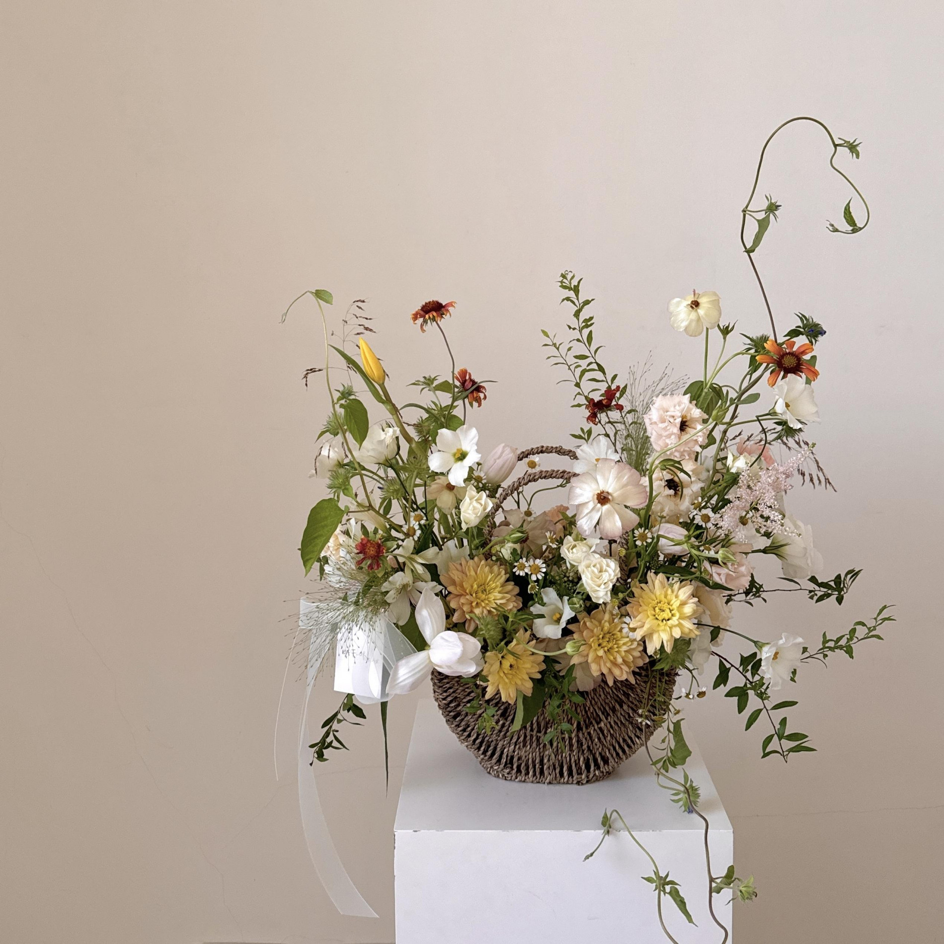 初夏粉黃色系韓式鮮花手提花籃 開幕花禮/新居花禮 2