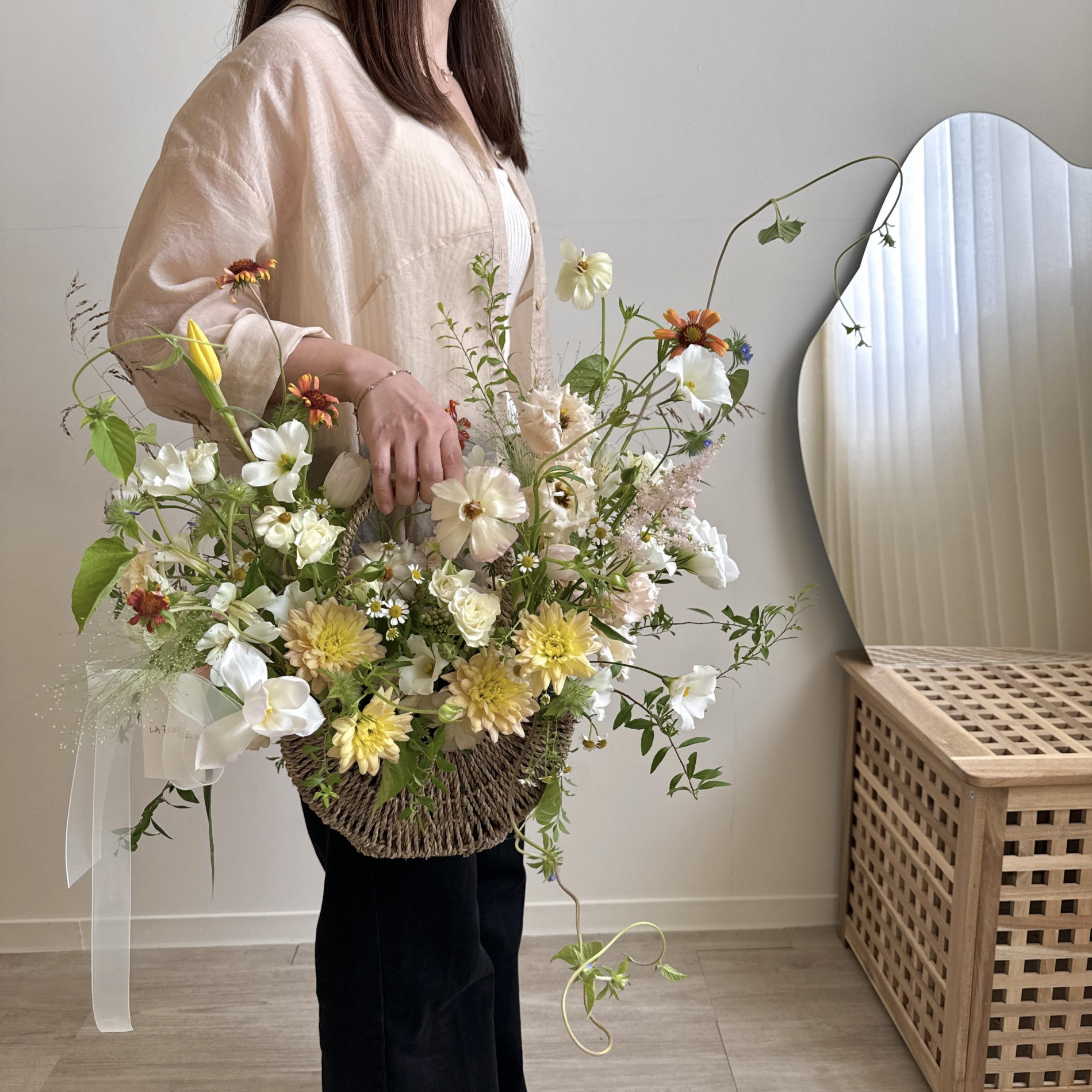 初夏粉黃色系韓式鮮花手提花籃 開幕花禮/新居花禮 3